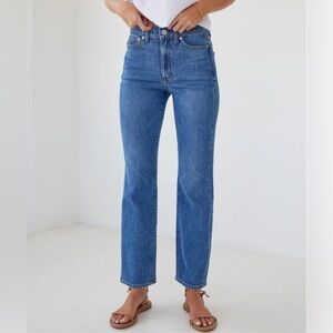 AYR The Lala Straight Light Wash Jeans 27S Short